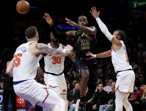 lakers vs knicks prediction|Lakers vs. Knicks prediction, odds, line, spread: 2023 NBA picks, .
